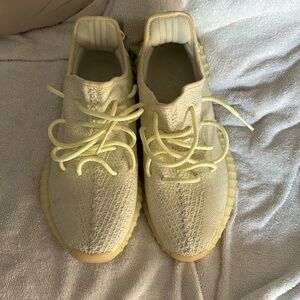 Used Yeezy. Size 10 does not come with box asking 130